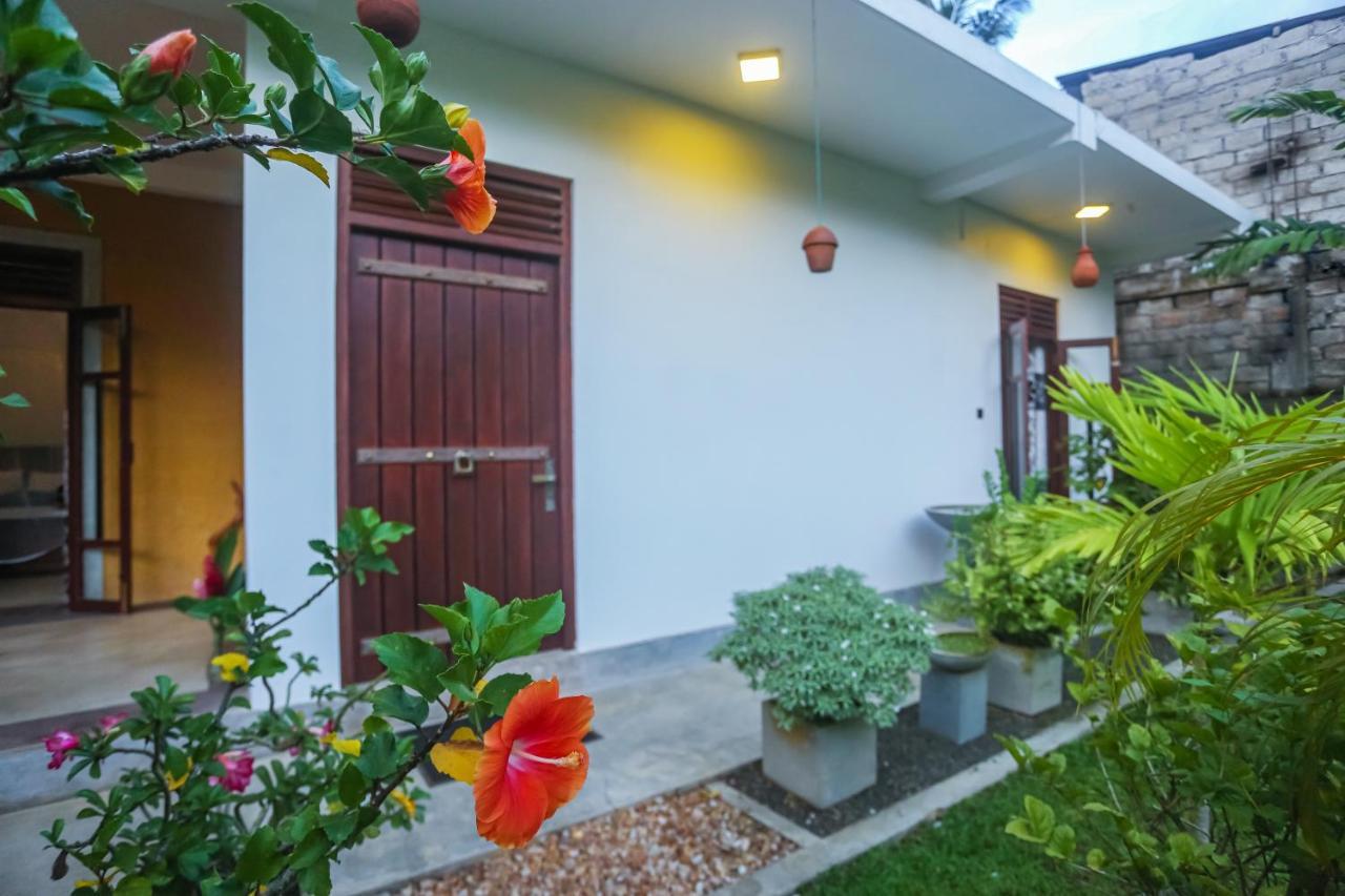 Saku Residence أونا واتونا المظهر الخارجي الصورة