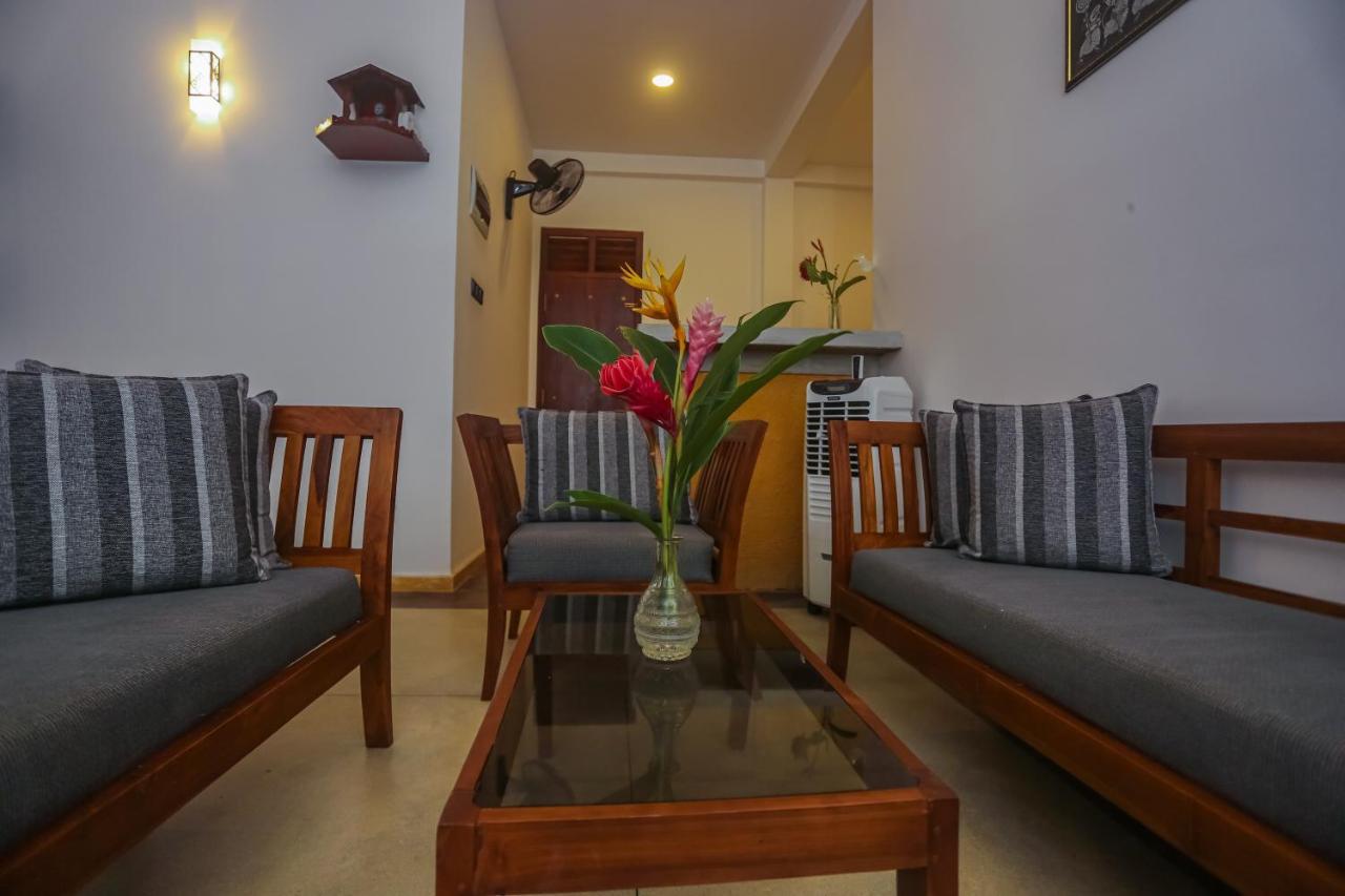 Saku Residence أونا واتونا المظهر الخارجي الصورة
