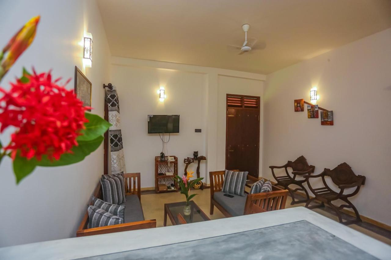 Saku Residence أونا واتونا المظهر الخارجي الصورة