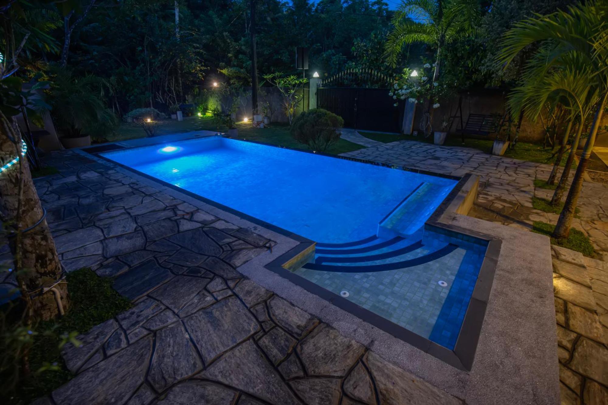 Saku Residence أونا واتونا المظهر الخارجي الصورة